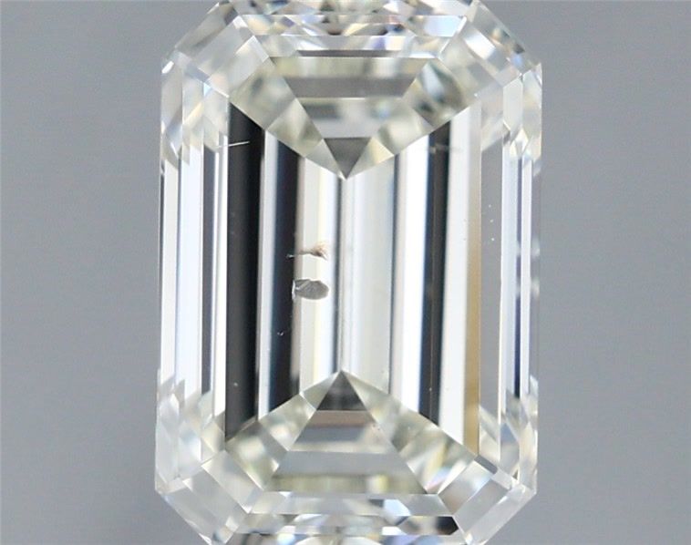 2.01ct · Emerald