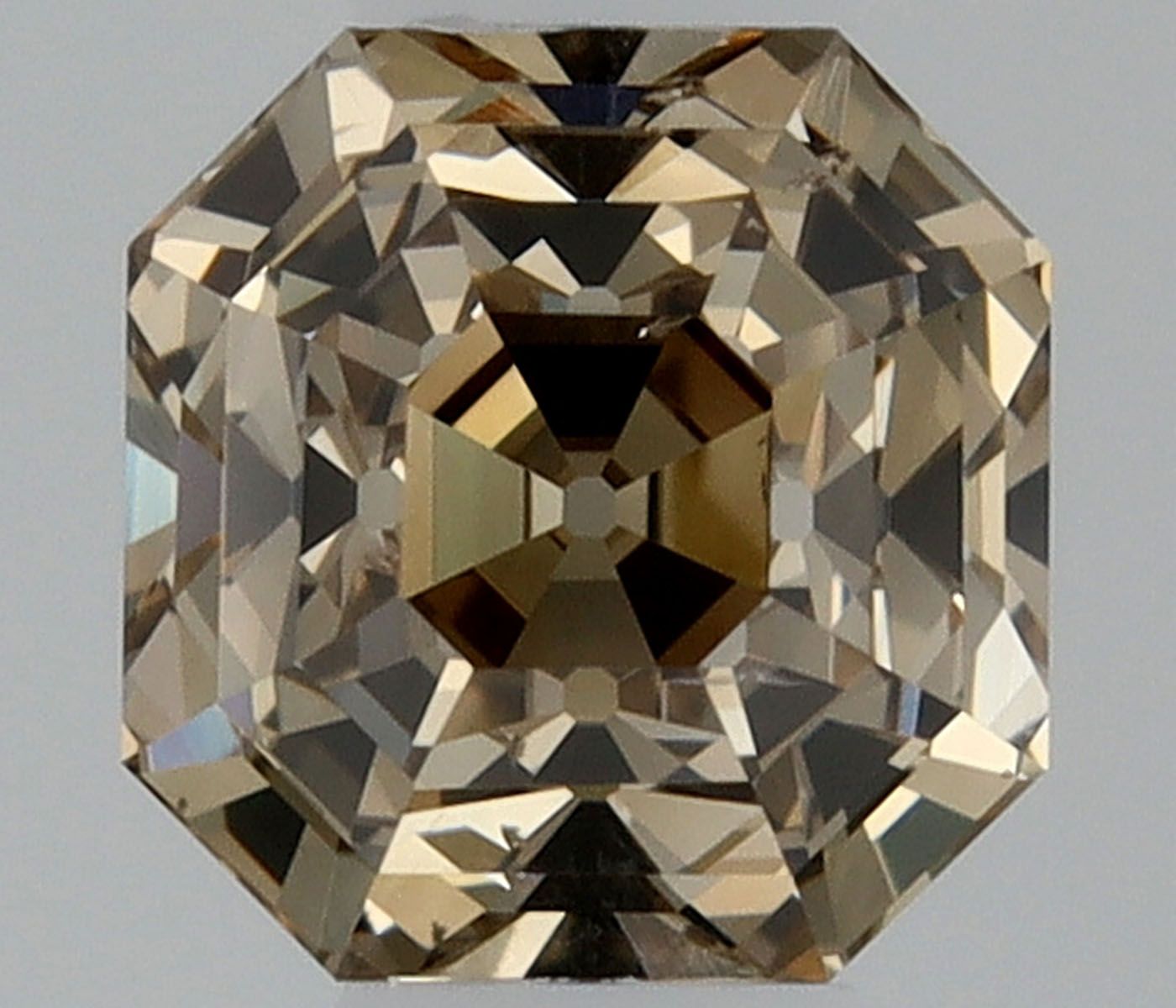 0.3ct · Sq. emerald