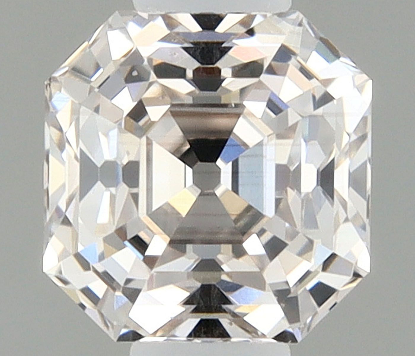 0.3ct · Sq. emerald