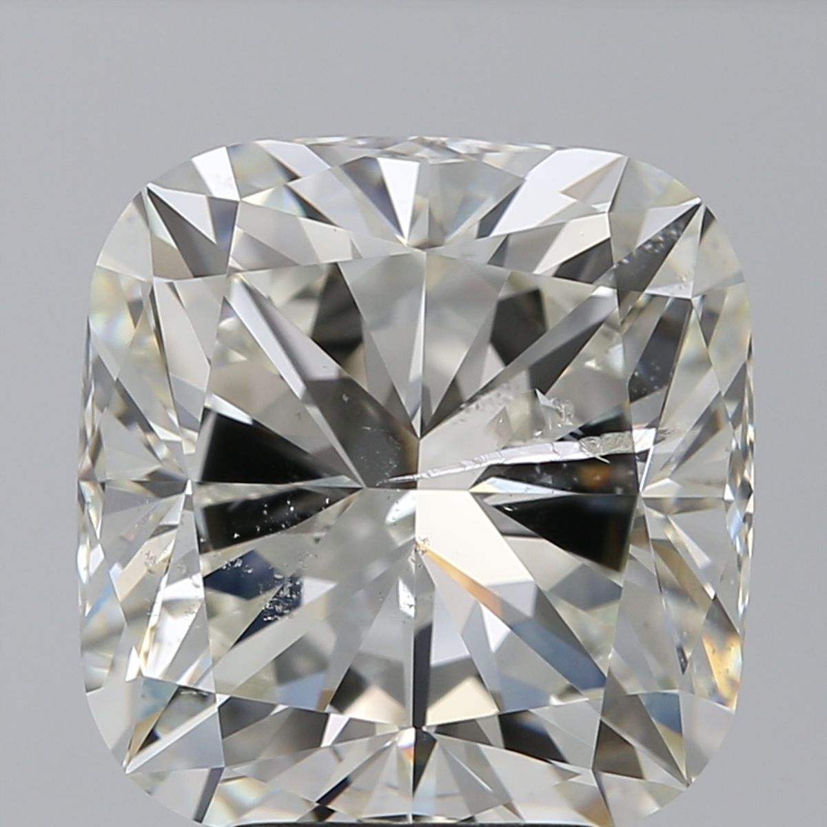 5.07ct · Cushion